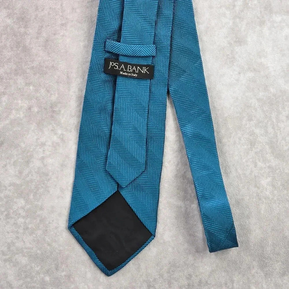 Jos. A. Bank Blue Stripe Repp Geometric 100% Silk Italy Men's Neck Tie NWOT - Picture 3 of 6